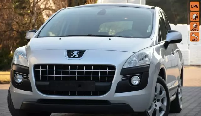 PEUGEOT 3008 