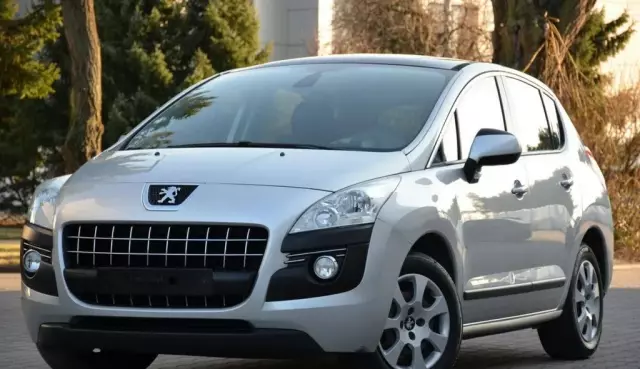 PEUGEOT 3008 