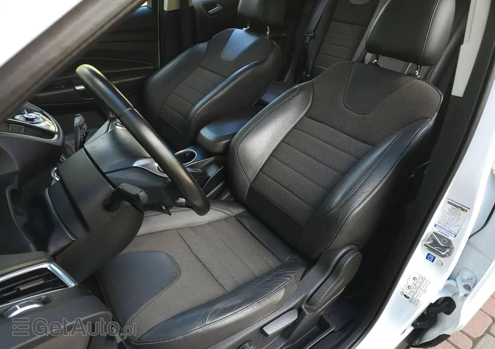 FORD Kuga 2.0 TDCi 4WD Titanium Plus