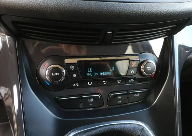 FORD Kuga 2.0 TDCi 4WD Titanium Plus