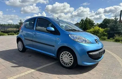 PEUGEOT 107 