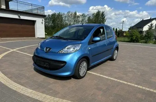 PEUGEOT 107 
