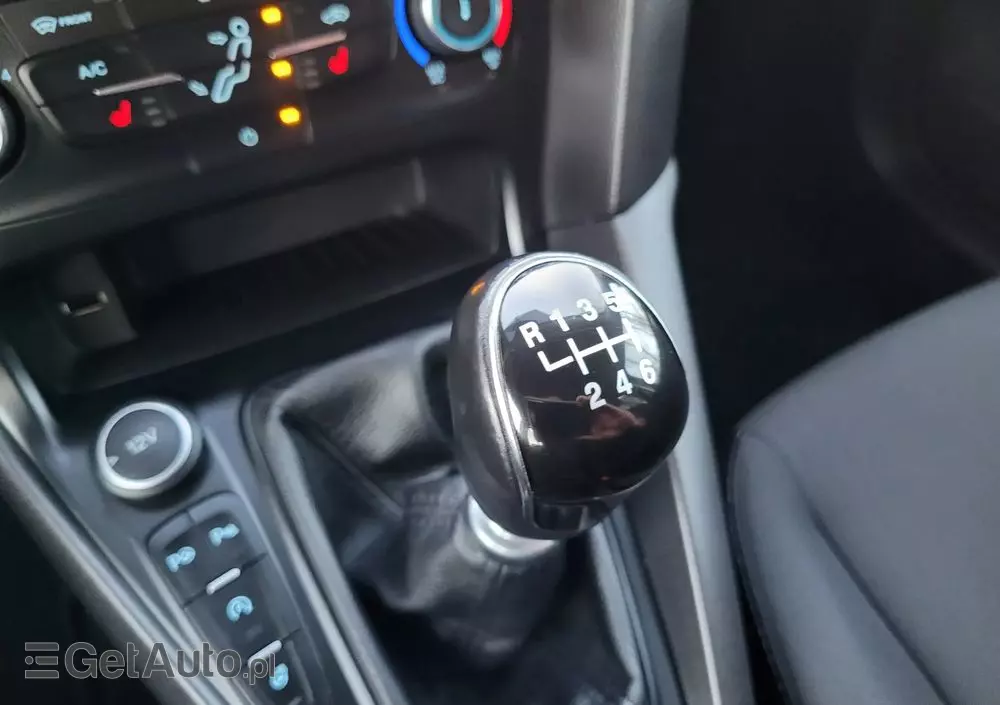 FORD Focus 1.0 EcoBoost Connected