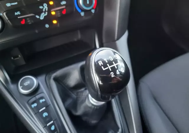 FORD Focus 1.0 EcoBoost Connected