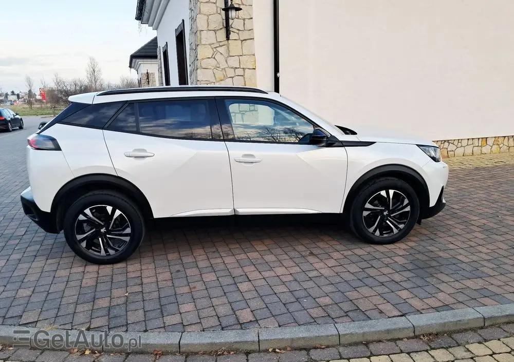 PEUGEOT 2008 1.2 Pure Tech GPF Allure S&S