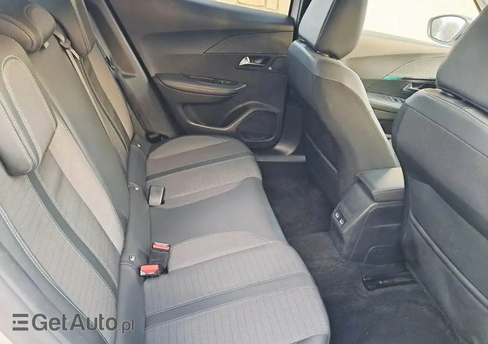 PEUGEOT 2008 1.2 Pure Tech GPF Allure S&S