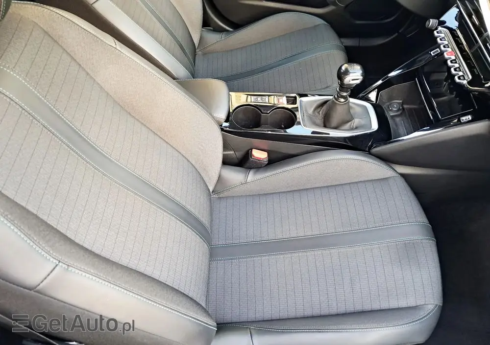 PEUGEOT 2008 1.2 Pure Tech GPF Allure S&S