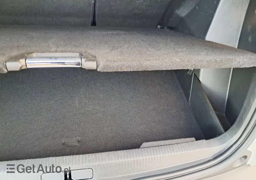 PEUGEOT 2008 1.2 Pure Tech GPF Allure S&S