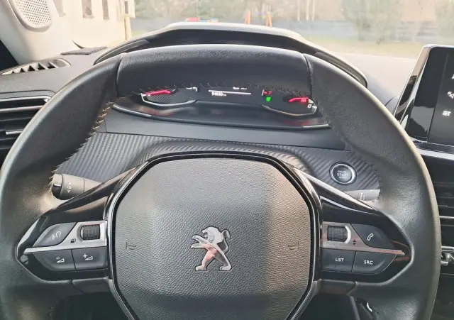 PEUGEOT 2008 1.2 Pure Tech GPF Allure S&S