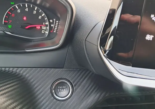 PEUGEOT 2008 1.2 Pure Tech GPF Allure S&S