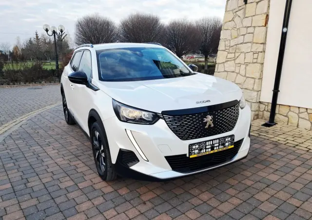 PEUGEOT 2008 1.2 Pure Tech GPF Allure S&S