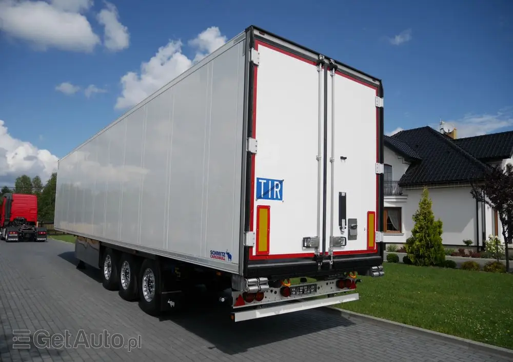 SCHMITZ CARGOBULL Thermo King SLXi 300/ SPEKTRUM/ Stan Idealny 