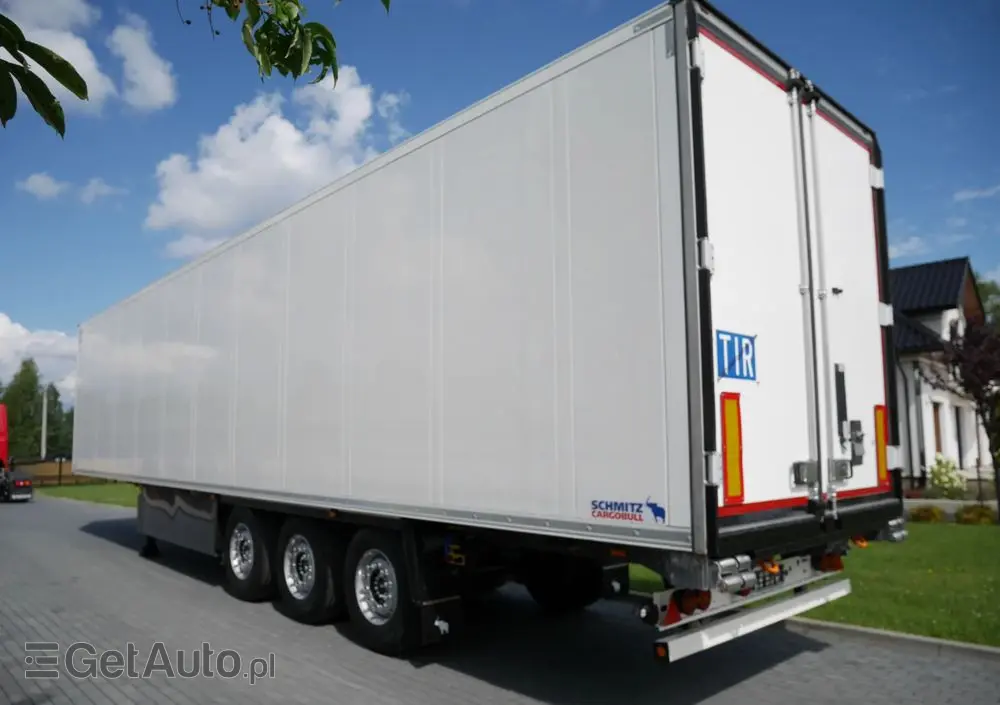 SCHMITZ CARGOBULL Thermo King SLXi 300/ SPEKTRUM/ Stan Idealny 