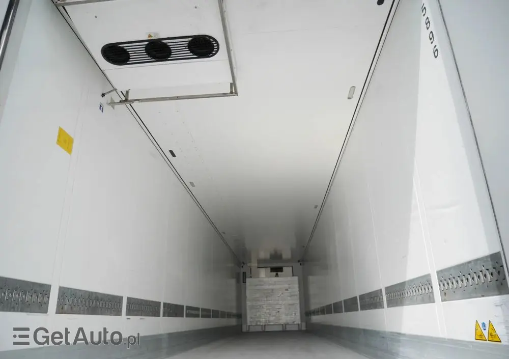 SCHMITZ CARGOBULL Thermo King SLXi 300/ SPEKTRUM/ Stan Idealny 