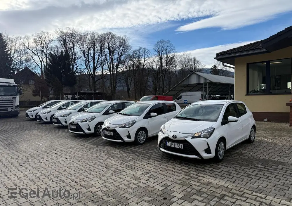 TOYOTA Yaris 1.0 Active