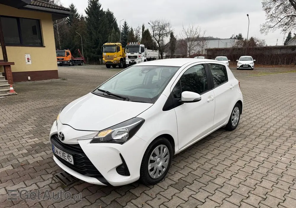 TOYOTA Yaris 1.0 Active