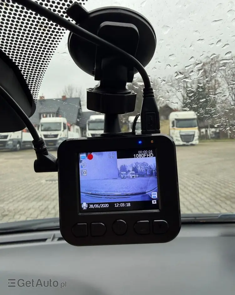 TOYOTA Yaris 1.0 Active