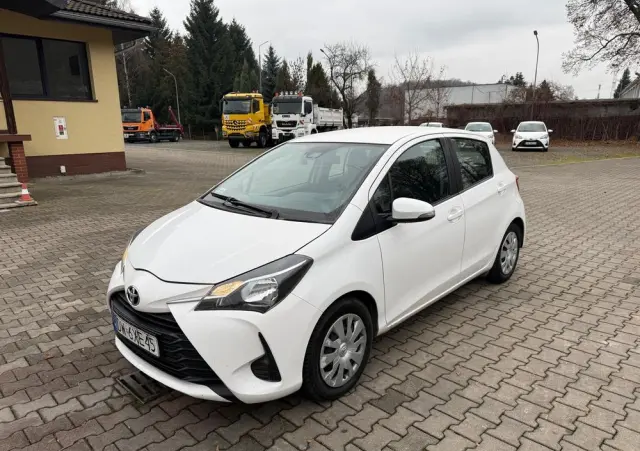 TOYOTA Yaris 1.0 Active