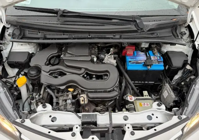 TOYOTA Yaris 1.0 Active