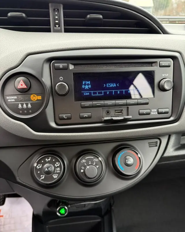 TOYOTA Yaris 1.0 Active