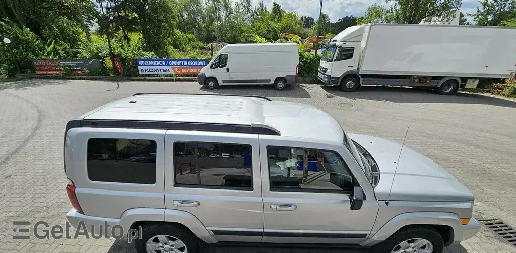 JEEP Commander 