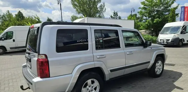 JEEP Commander 