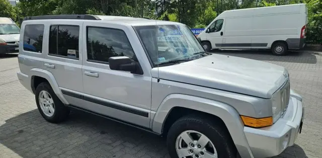 JEEP Commander 