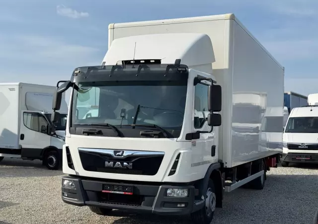 MAN TGL 12.220/Euro6/Automat/Klima/Navi/Kamera/Kontener/Winda 