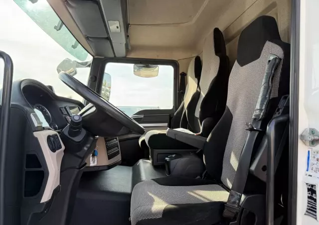 MAN TGL 12.220/Euro6/Automat/Klima/Navi/Kamera/Kontener/Winda 