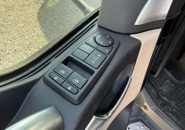 MAN TGL 12.220/Euro6/Automat/Klima/Navi/Kamera/Kontener/Winda 