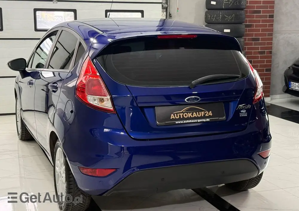 FORD Fiesta 1.25 SYNC Edition