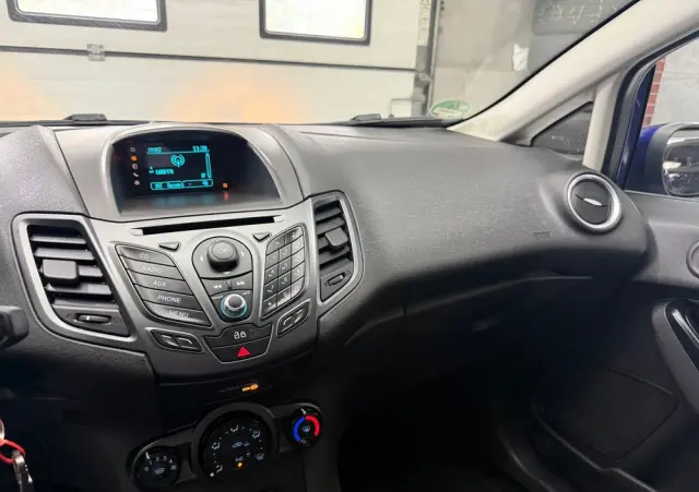 FORD Fiesta 1.25 SYNC Edition