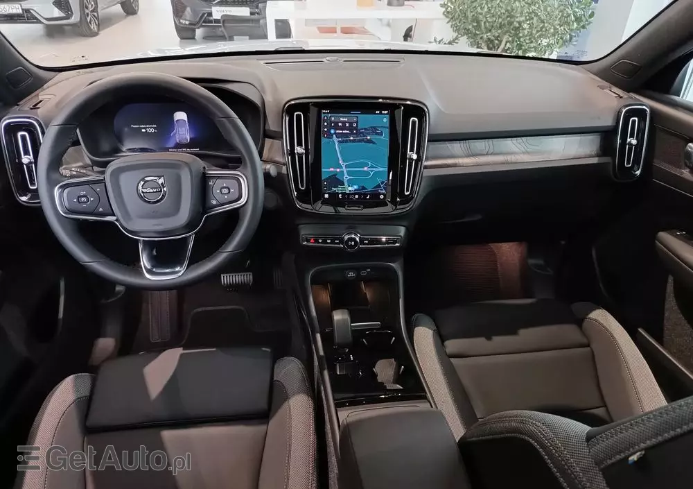 VOLVO C40 Recharge Extended Range Plus