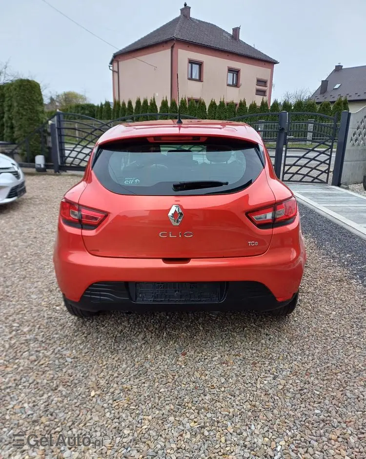 RENAULT Clio TCe 90 Dynamique