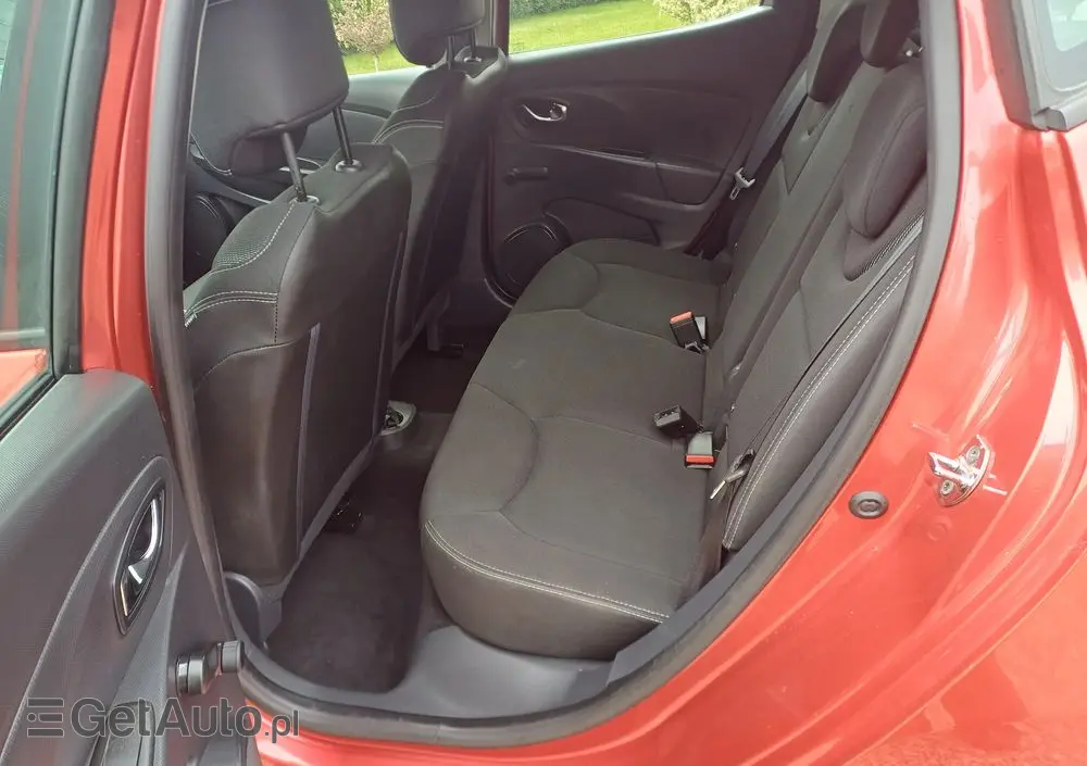 RENAULT Clio TCe 90 Dynamique