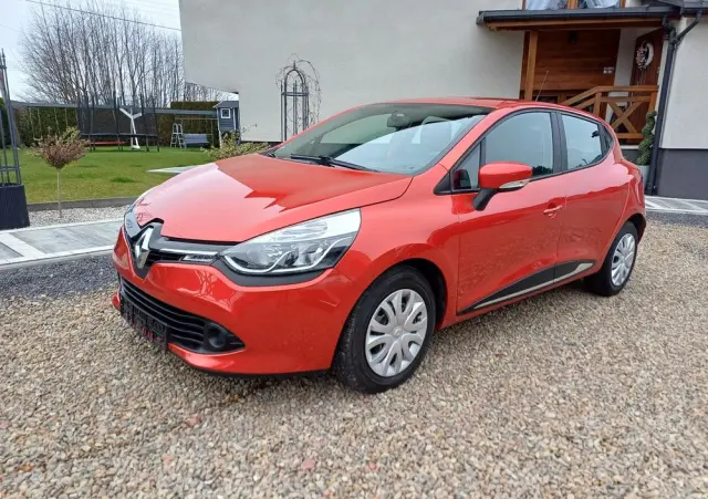 RENAULT Clio TCe 90 Dynamique