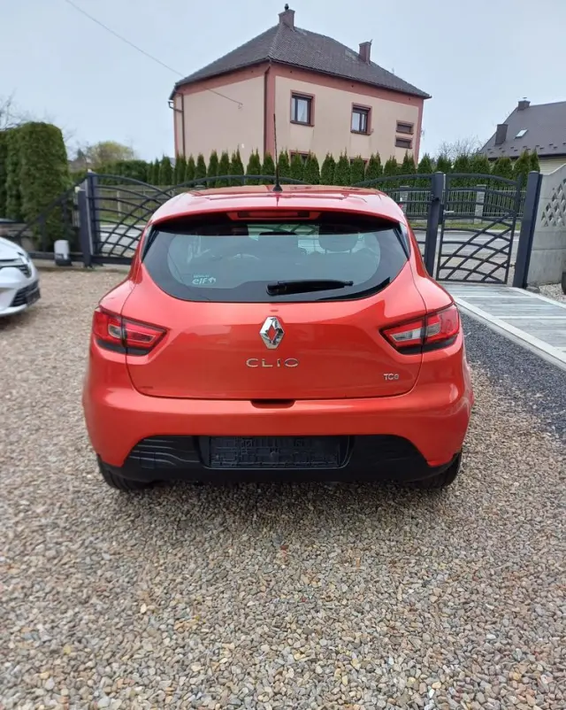 RENAULT Clio TCe 90 Dynamique
