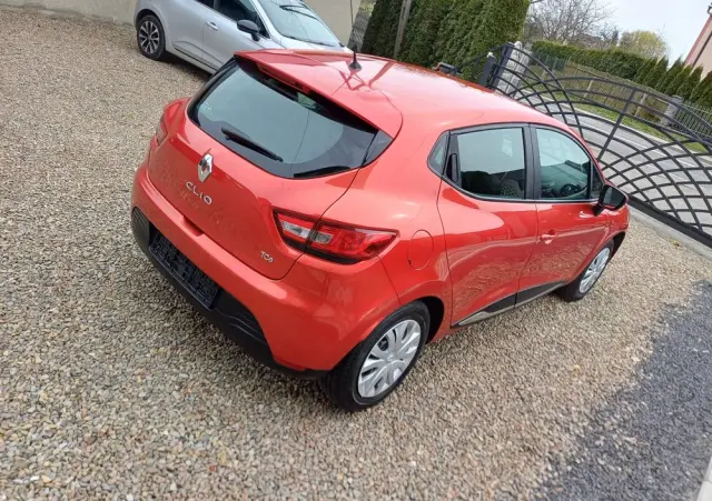 RENAULT Clio TCe 90 Dynamique