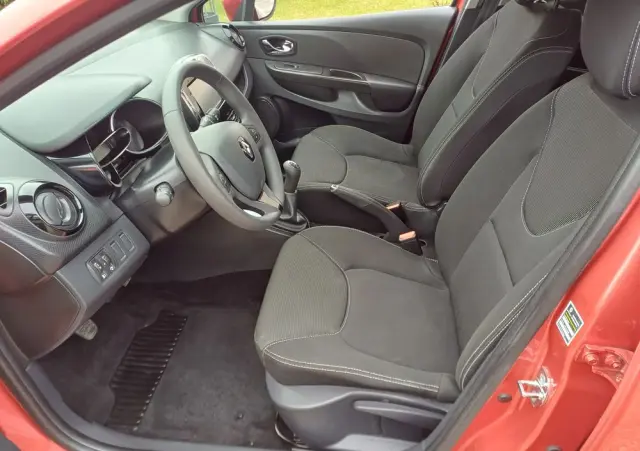 RENAULT Clio TCe 90 Dynamique