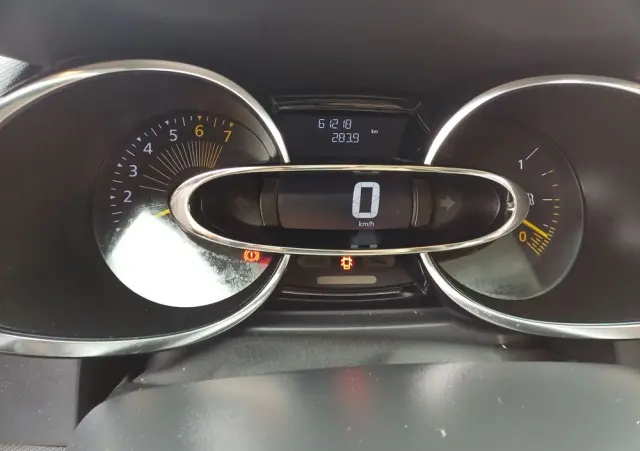 RENAULT Clio TCe 90 Dynamique