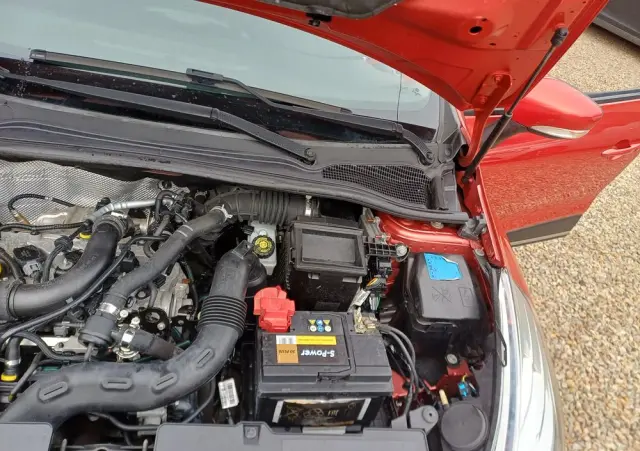 RENAULT Clio TCe 90 Dynamique