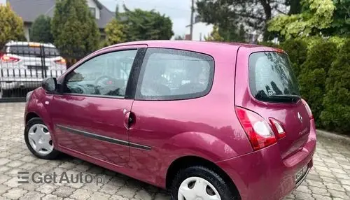 RENAULT Twingo 