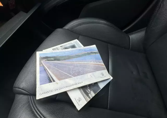 PEUGEOT 508 1.6 T Active