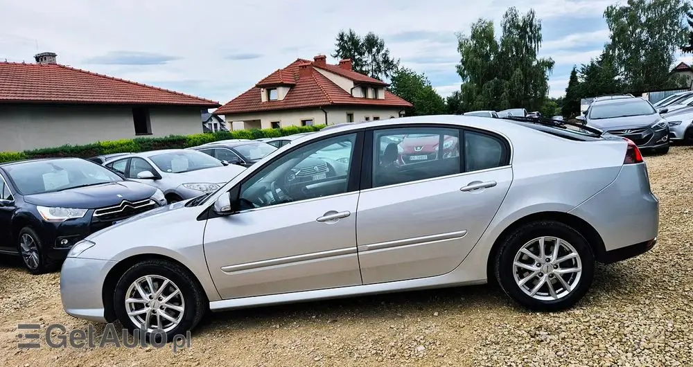 RENAULT Laguna 2.0 T Bose Edition