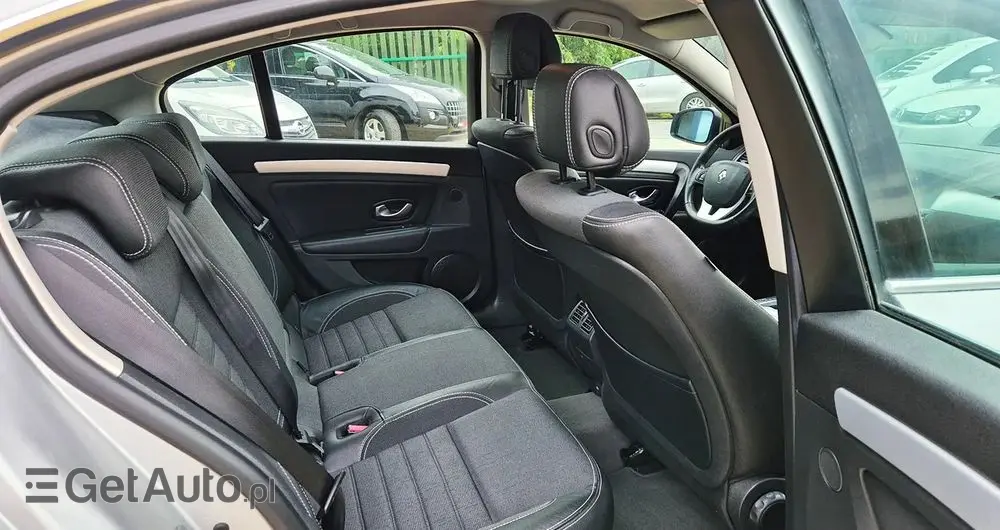 RENAULT Laguna 2.0 T Bose Edition