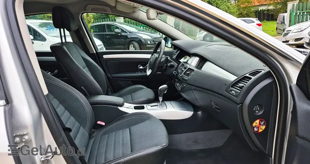 RENAULT Laguna 2.0 T Bose Edition