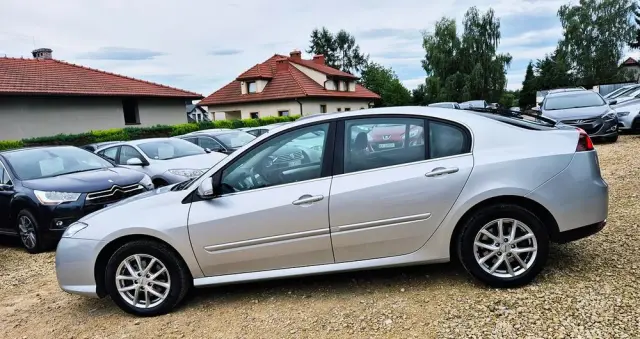 RENAULT Laguna 2.0 T Bose Edition