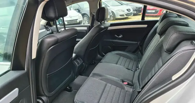 RENAULT Laguna 2.0 T Bose Edition