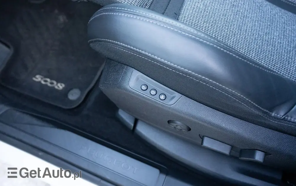 PEUGEOT 5008 THP 165 EAT6 Stop & Start Allure