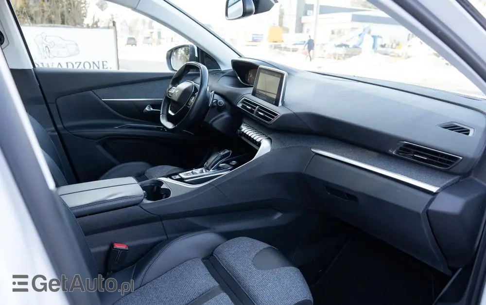 PEUGEOT 5008 THP 165 EAT6 Stop & Start Allure